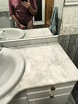 Snapshot of sebas_sexo_goloso chatting on 10.15.25 sebas sexo goloso online show from 10.15.25