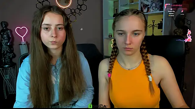 rebecca smile online show from 10.17.25