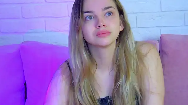 AnitaVenture online show from 10.08.25