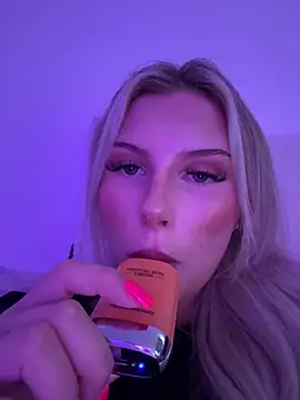 blondeeee online show from 06.24.26