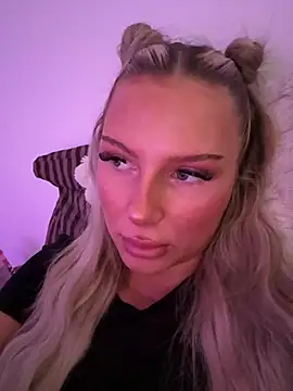 blondeeee online show from 07.01.26