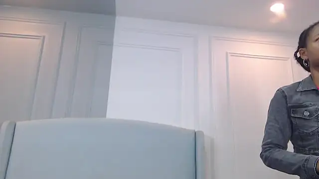 ChantalGarner online show from 11.18.25