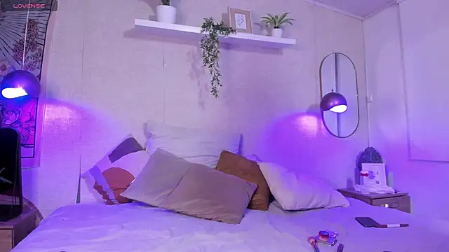 Violeta dh online show from 12.17.25