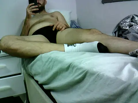 Snapshot of krerem chatting on 10.18.25 krerem online show from 10.18.25