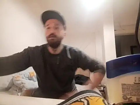 Snapshot of krerem chatting on 02.05.26 krerem online show from 02.05.26