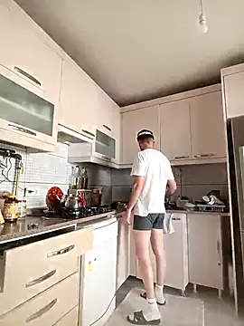 krerem online show from 04.08.26