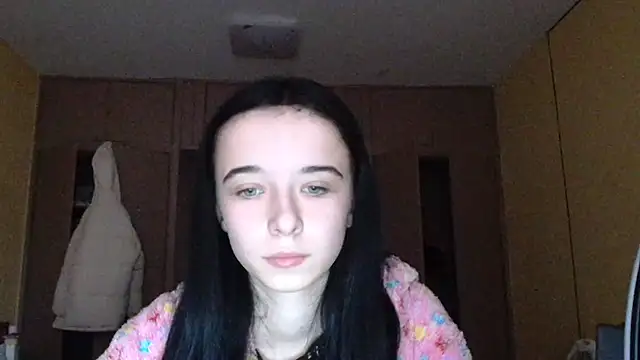 Snapshot of Emilia_Light chatting on 11.03.25 Emilia Light online show from 11.03.25