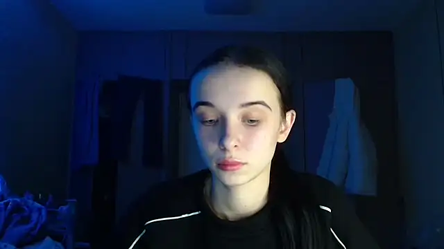 Snapshot of Emilia_Light chatting on 12.15.25 Emilia Light online show from 12.15.25