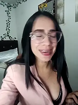 YaraDuartee online show from 02.03.26