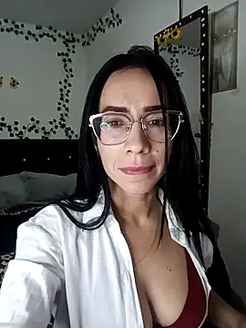 YaraDuartee online show from 02.04.26