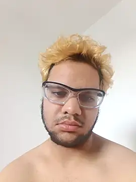 Snapshot of James55pp chatting on 11.01.25 James55pp online show from 11.01.25