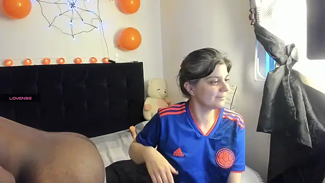 Yin yang hot online show from 10.22.25