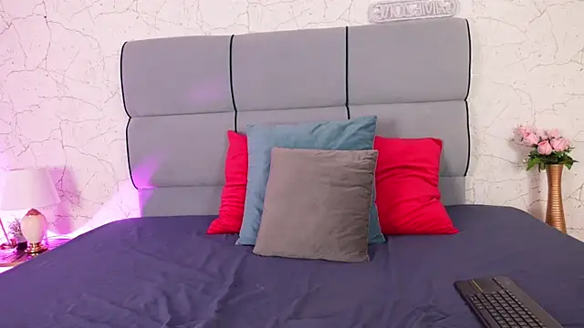 AngieBrookk online show from 01.16.26