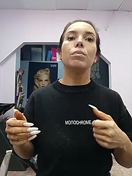 Snapshot of Conny_Shellie chatting on 10.05.25 Conny Shellie online show from 10.05.25