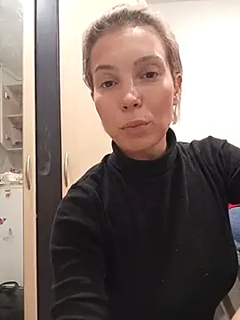 Snapshot of Conny_Shellie chatting on 12.15.25 Conny Shellie online show from 12.15.25