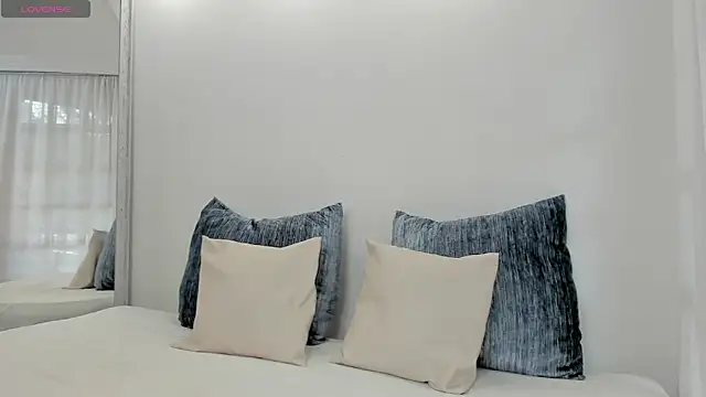 sofi laane online show from 11.16.25