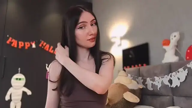 Snapshot of AnaMoonlight chatting on 11.01.25 AnaMoonlight online show from 11.01.25