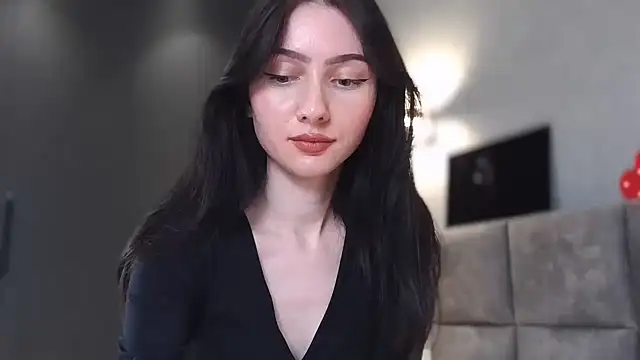 Snapshot of AnaMoonlight chatting on 11.12.25 AnaMoonlight online show from 11.12.25