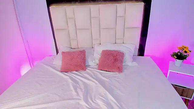 Athenea  fox online show from 10.11.25