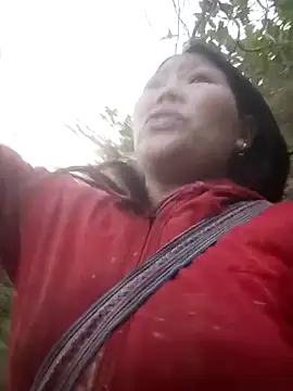 Snapshot of bree-zz chatting on 04.04.26 bree-zz online show from 04.04.26