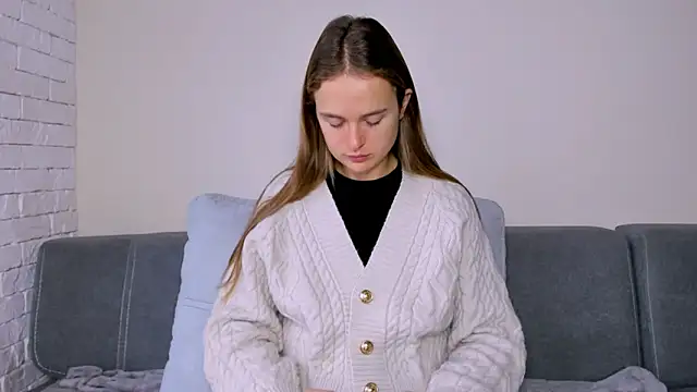 LilMary  online show from 12.03.25