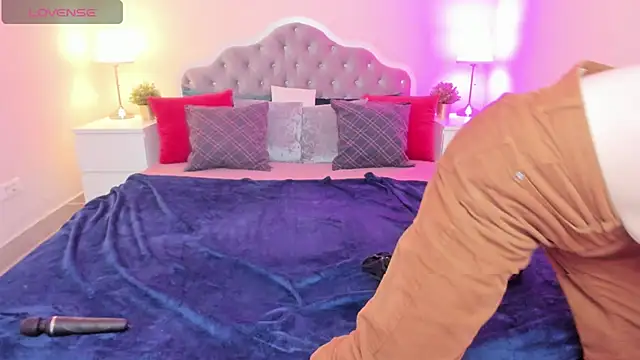 CamillaDreamer online show from 11.02.25