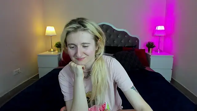 CamillaDreamer online show from 11.05.25