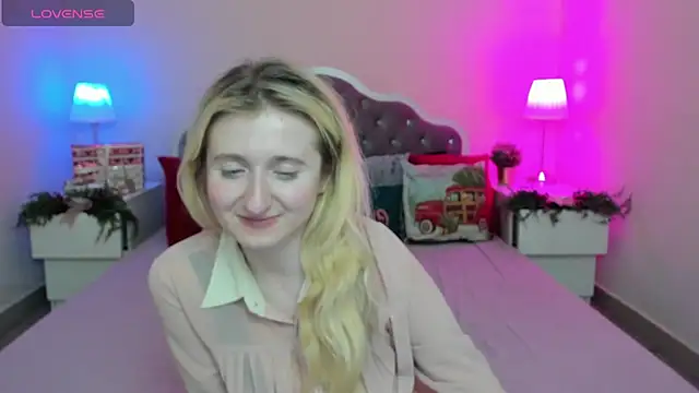 CamillaDreamer online show from 12.05.25