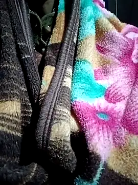 Lona2525 online show from 11.14.25