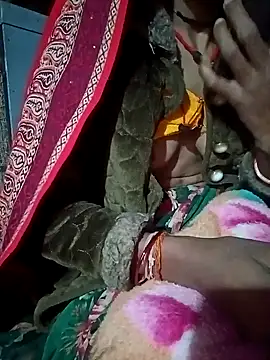 Snapshot of Lona2525 chatting on 12.17.25 Lona2525 online show from 12.17.25