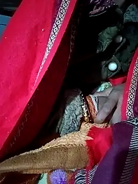 Snapshot of Lona2525 chatting on 12.22.25 Lona2525 online show from 12.22.25