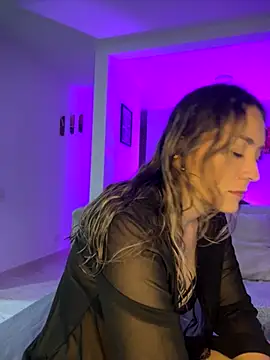 Mariana gom online show from 11.12.25