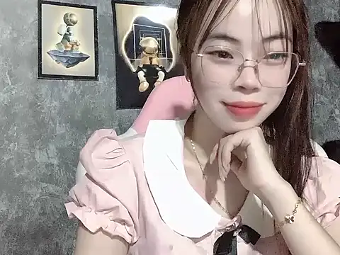 Snapshot of Ellie039 chatting on 10.05.25 Ellie039 online show from 10.05.25