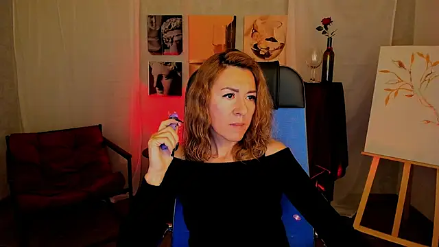 Snapshot of DonnaSmitth chatting on 10.28.25 DonnaSmitth online show from 10.28.25