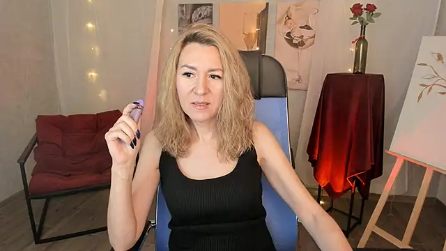 Snapshot of DonnaSmitth chatting on 01.14.26 DonnaSmitth online show from 01.14.26