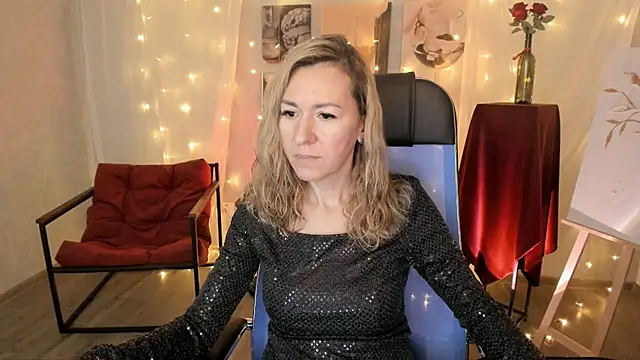 Snapshot of DonnaSmitth chatting on 02.13.26 DonnaSmitth online show from 02.13.26