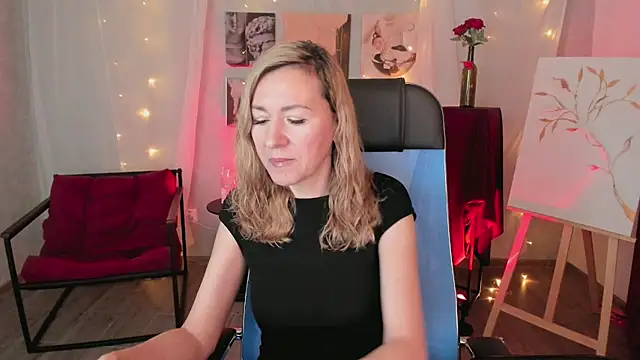 Snapshot of DonnaSmitth chatting on 02.26.26 DonnaSmitth online show from 02.26.26