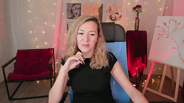 Snapshot of DonnaSmitth chatting on 02.27.26 DonnaSmitth online show from 02.27.26