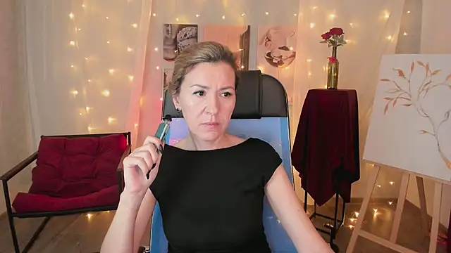 Snapshot of DonnaSmitth chatting on 02.28.26 DonnaSmitth online show from 02.28.26