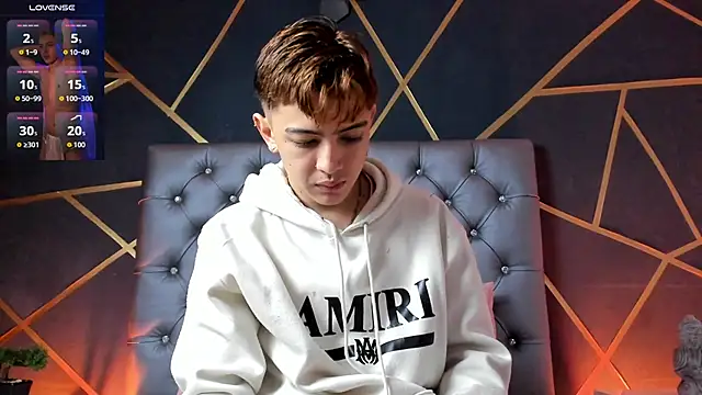 Lian Miller1  online show from 11.12.25