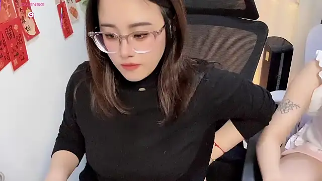 NEWONETO online show from 04.02.26