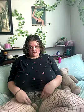 Snapshot of xXJJIvyXx chatting on 10.05.25 xXJJIvyXx online show from 10.05.25