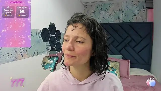 Valery More   online show from 03.30.26