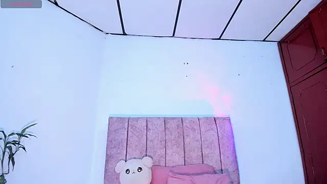 Mila 1wood online show from 05.05.26