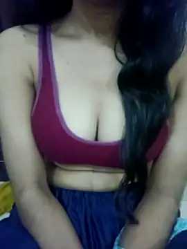 Snapshot of Meenu_rani6 chatting on 11.09.25 Meenu rani6 online show from 11.09.25