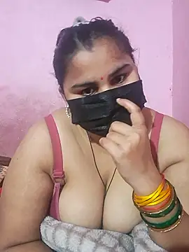 Snapshot of Mamta-Thakur chatting on 12.18.25 Mamta-Thakur online show from 12.18.25