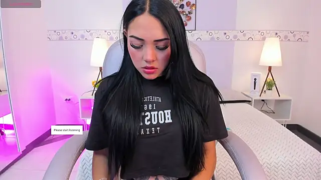 AndreaG  online show from 11.20.25