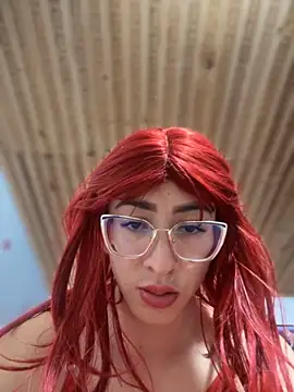 NICOLLE  12 online show from 10.18.25