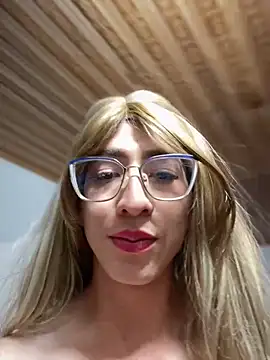 NICOLLE  12 online show from 12.15.25