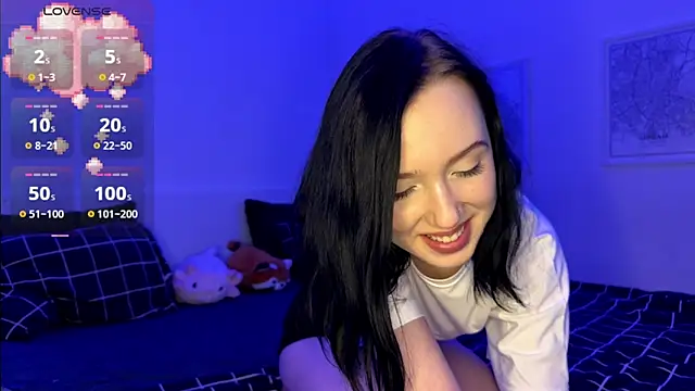 Snapshot of KayaNorth chatting on 12.13.25 KayaNorth online show from 12.13.25